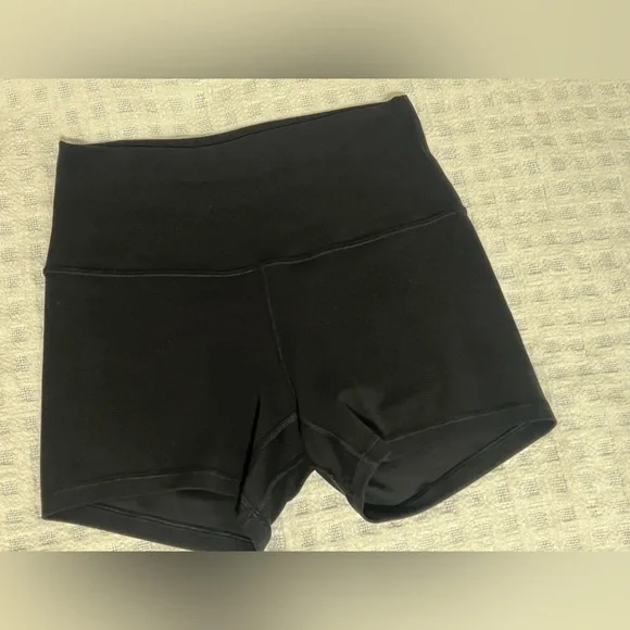 lululemon athletica Black align bike shorts size 6 4 in worn twice! - Picture 1 of 4